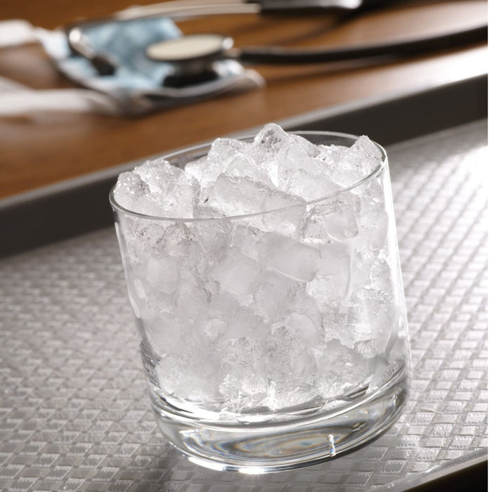 Cubelet ice in glass, produced by Hoshizaki DCM-752BAH-OS Cubelet Icemaker.